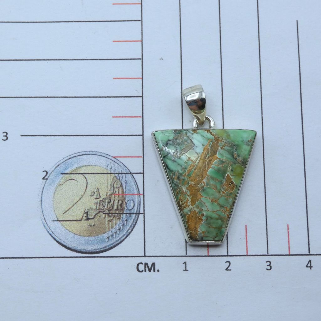 Pendente in Variscite triangolare VARP02 3 Pendente in Variscite triangolare VARP02 - immagine 3