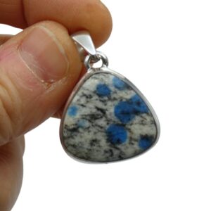 Pendente in Azzurrite K2 triangolare    K2P14