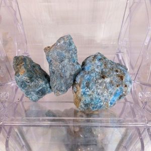 Pezzi grezzi di Apatite