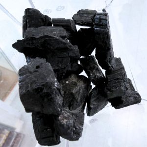Pezzi grezzi di Tormalina Nera