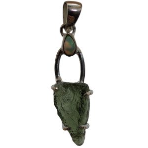 Pendente in moldavite a forma irregolare    MOLP01