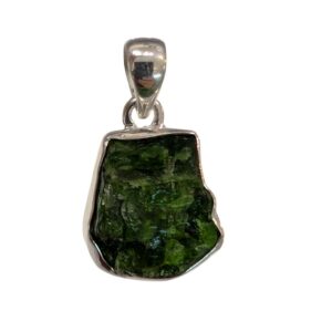 Pendente in cromo diopside free form